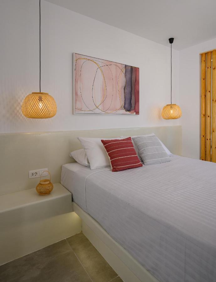 Thoe Oia Suites Dış mekan fotoğraf