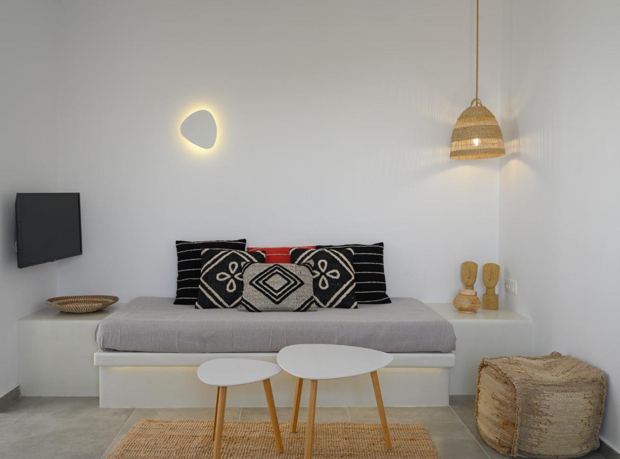 Thoe Oia Suites Dış mekan fotoğraf